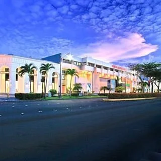 Tumon Sands Plaza