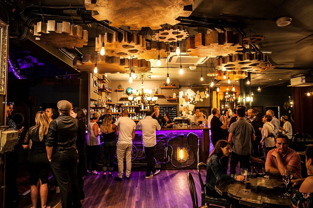 Breakout Bar & Escape Rooms