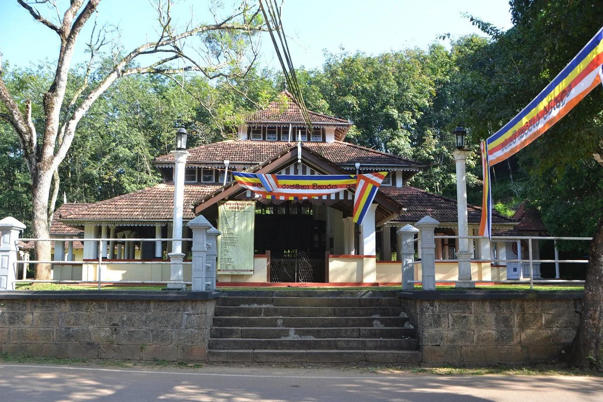 Lenawara Rajamaha Viharaya