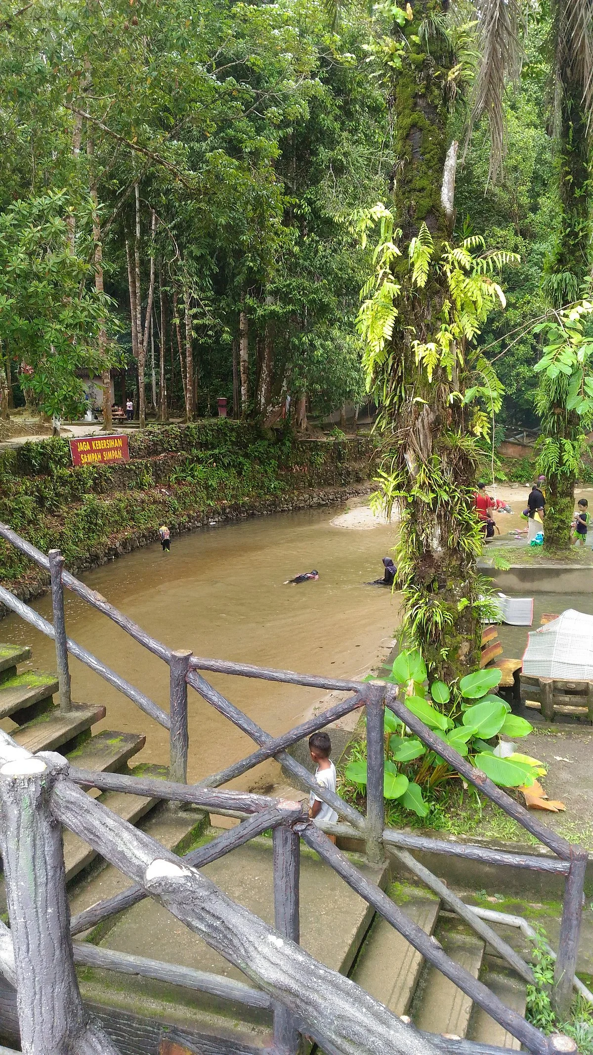 La Hot Springs