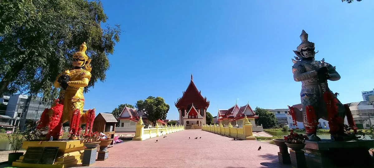 Wat Phra Narai Maharat