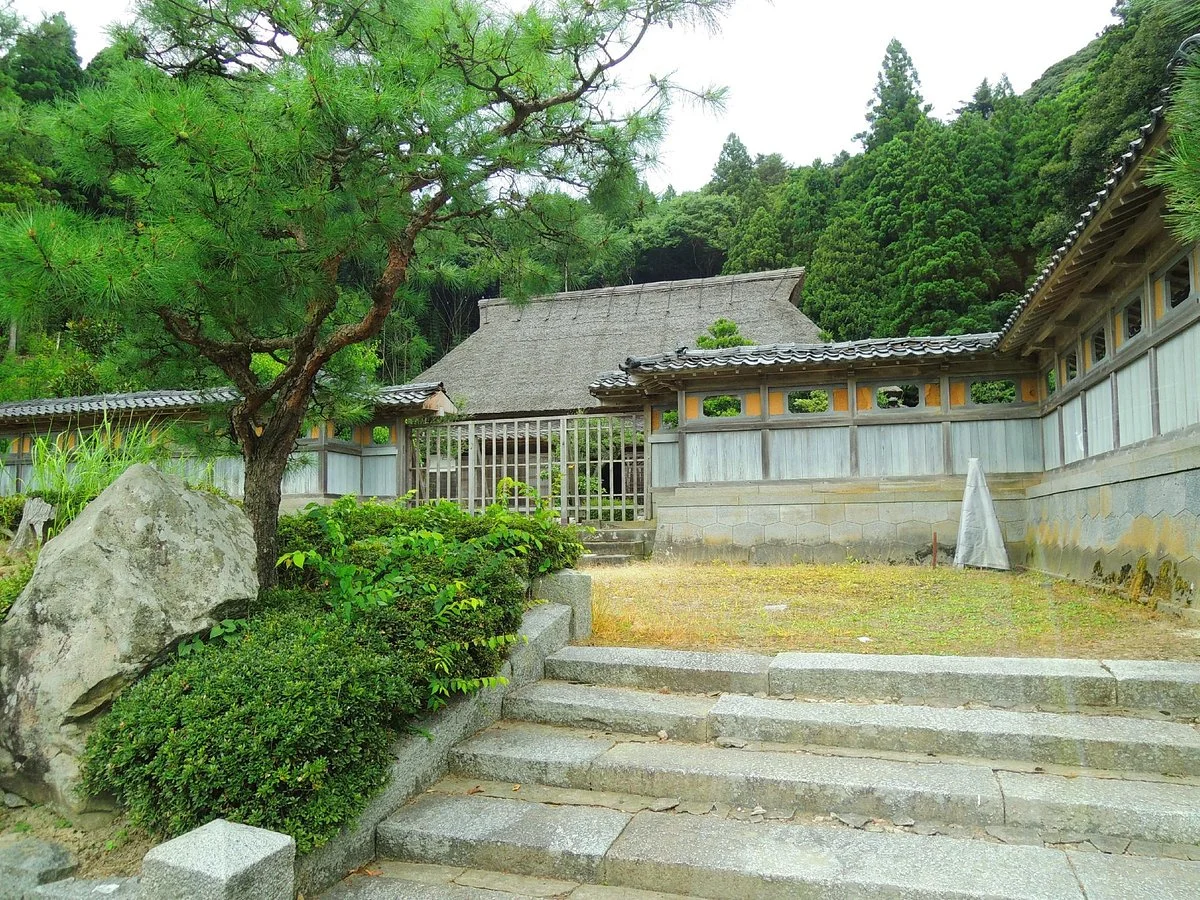 Kita Family House