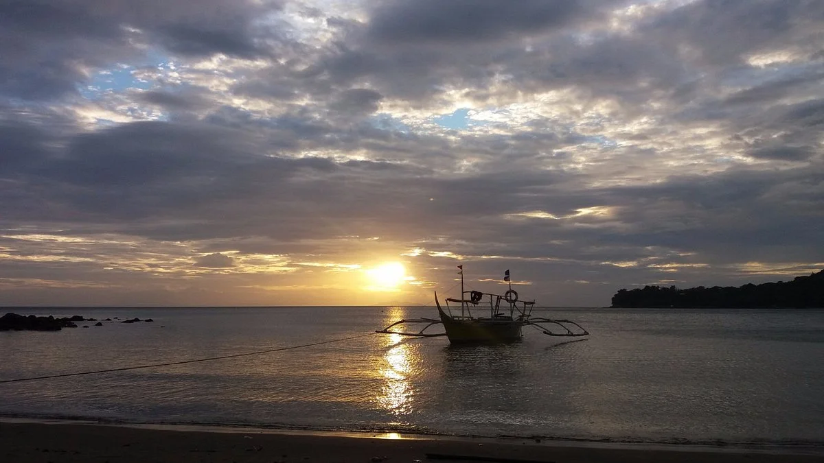 Natipunan Beach