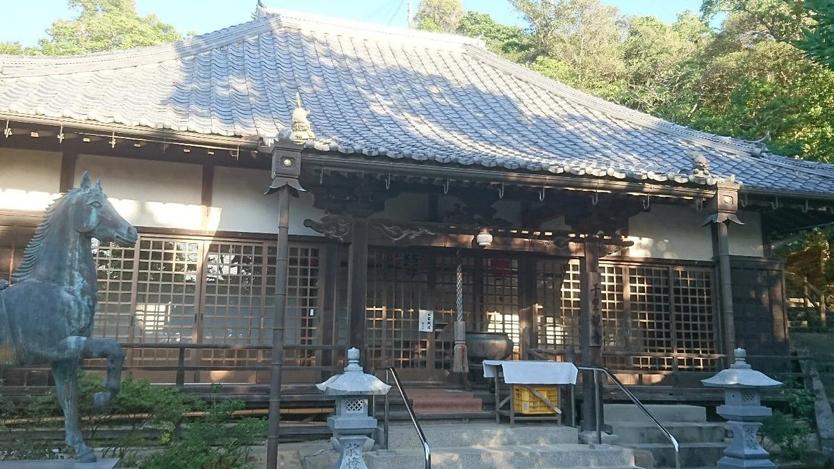 Senri Kannon