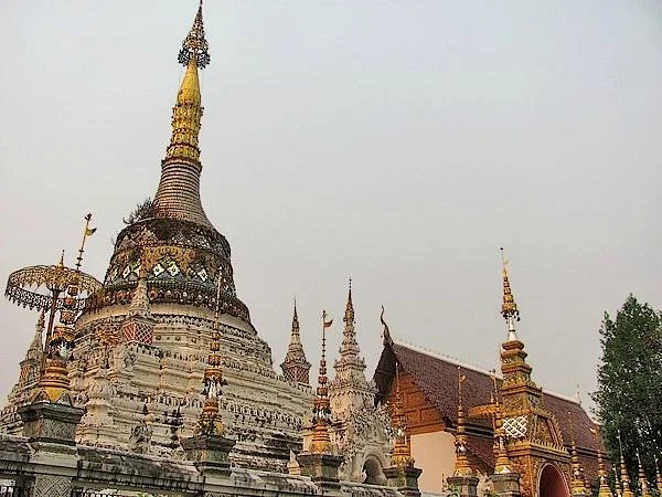Wat Saen Fang