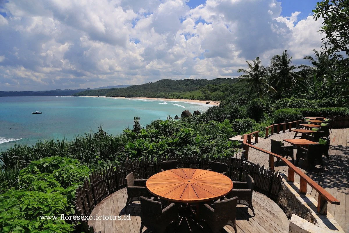Nihiwatu Beach