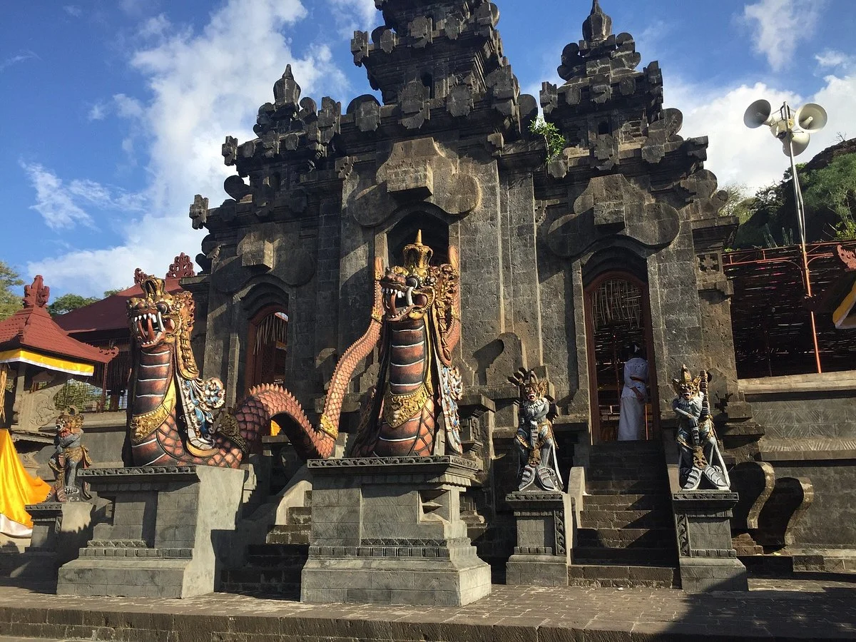 Pulaki Temple (Pura Pulaki)