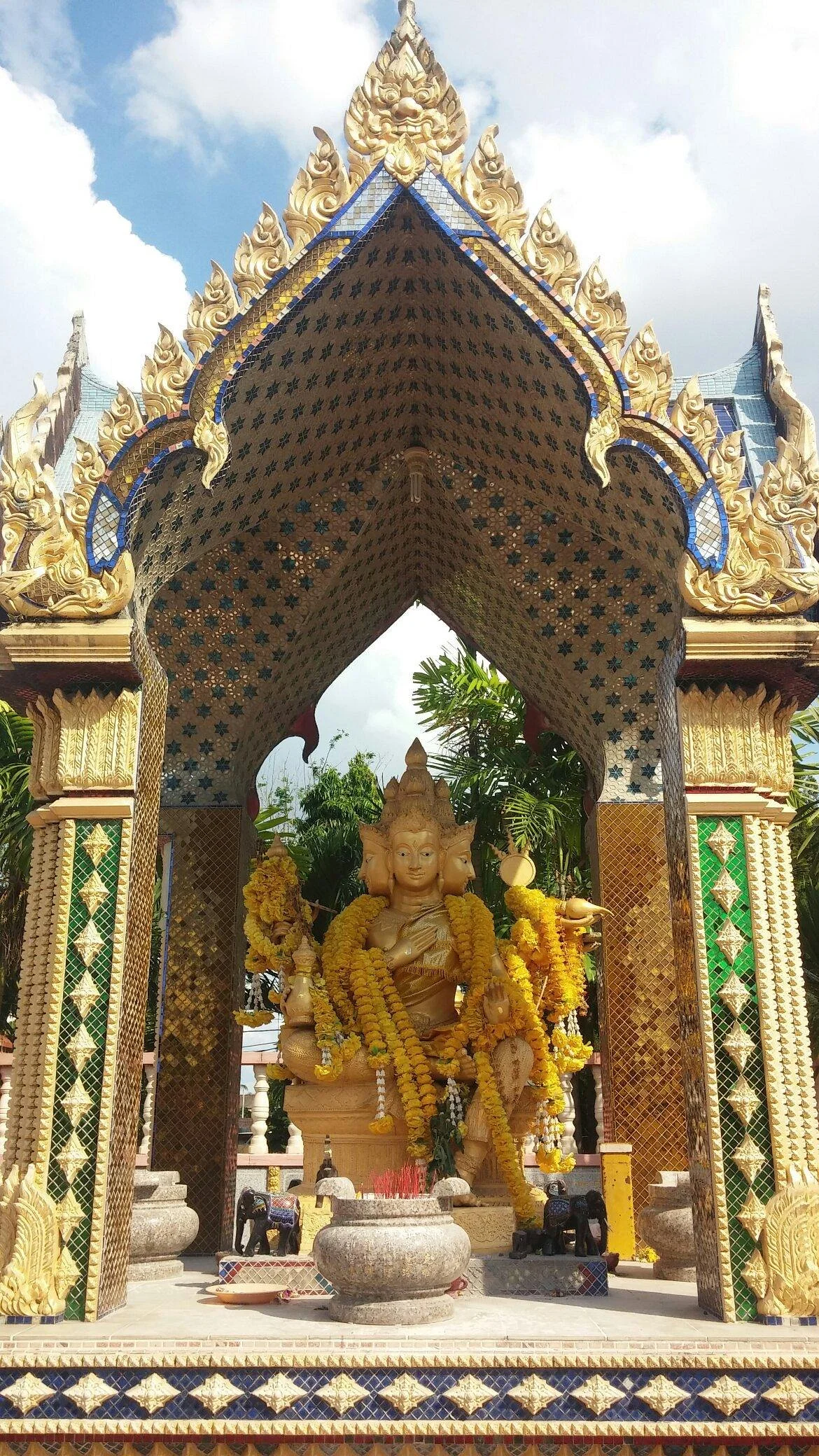 Wat Nikrodharam