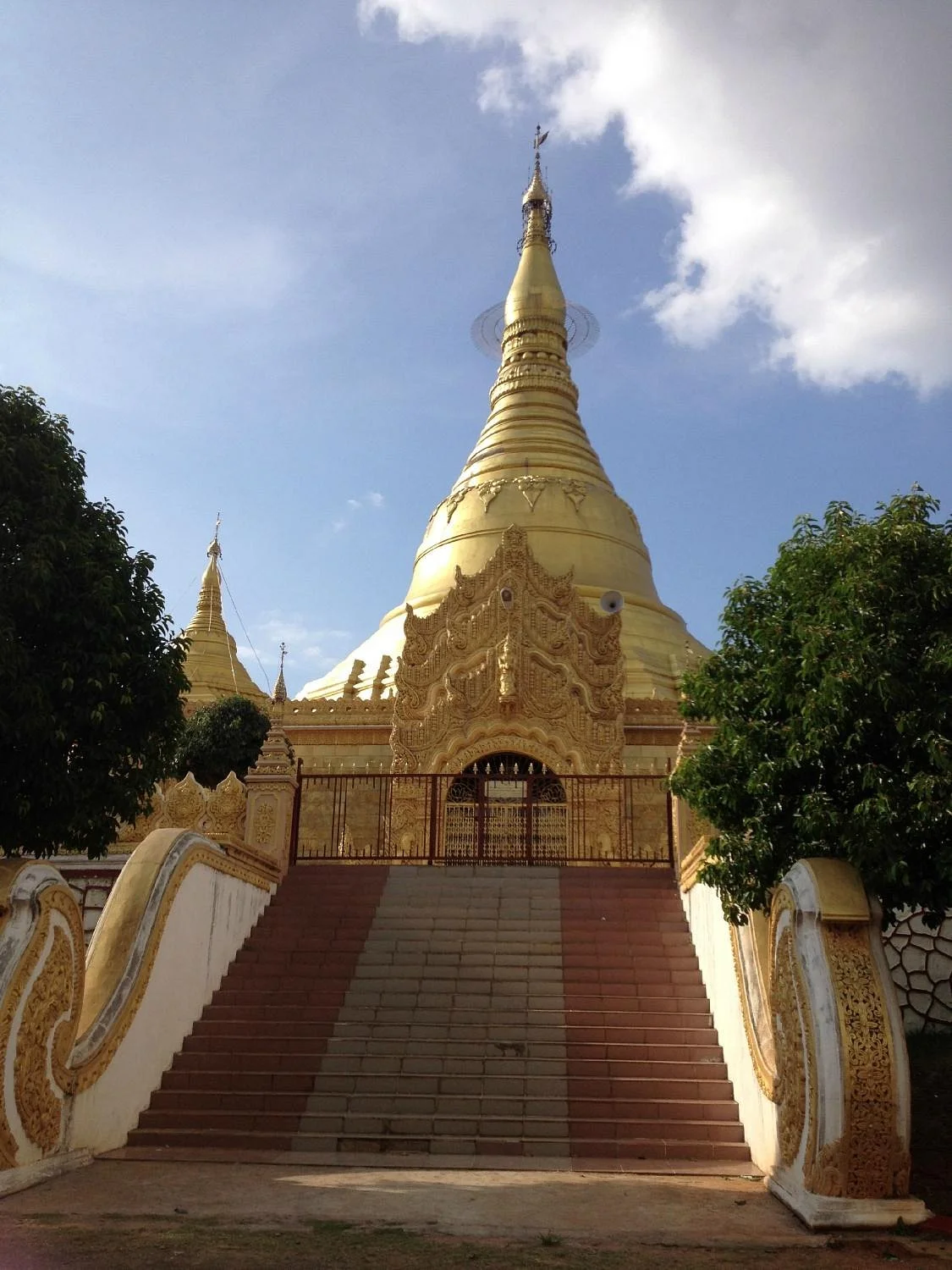 Wat Yai Dao Ao