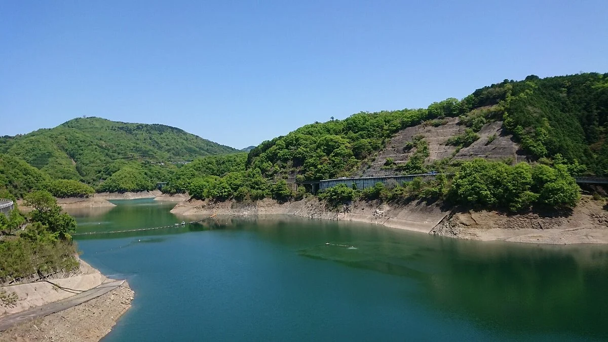 Hitokura Dam