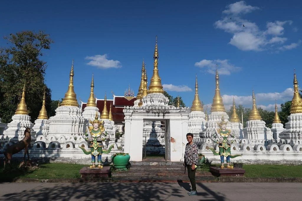 Wat Chedi Sao Lang