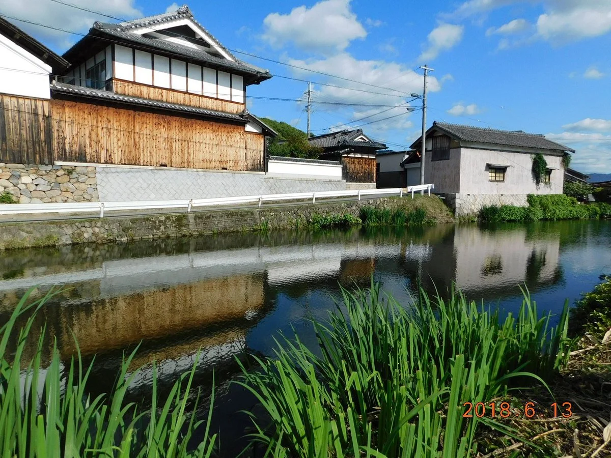 Takenouchi Kango Circular Moat Shuraku