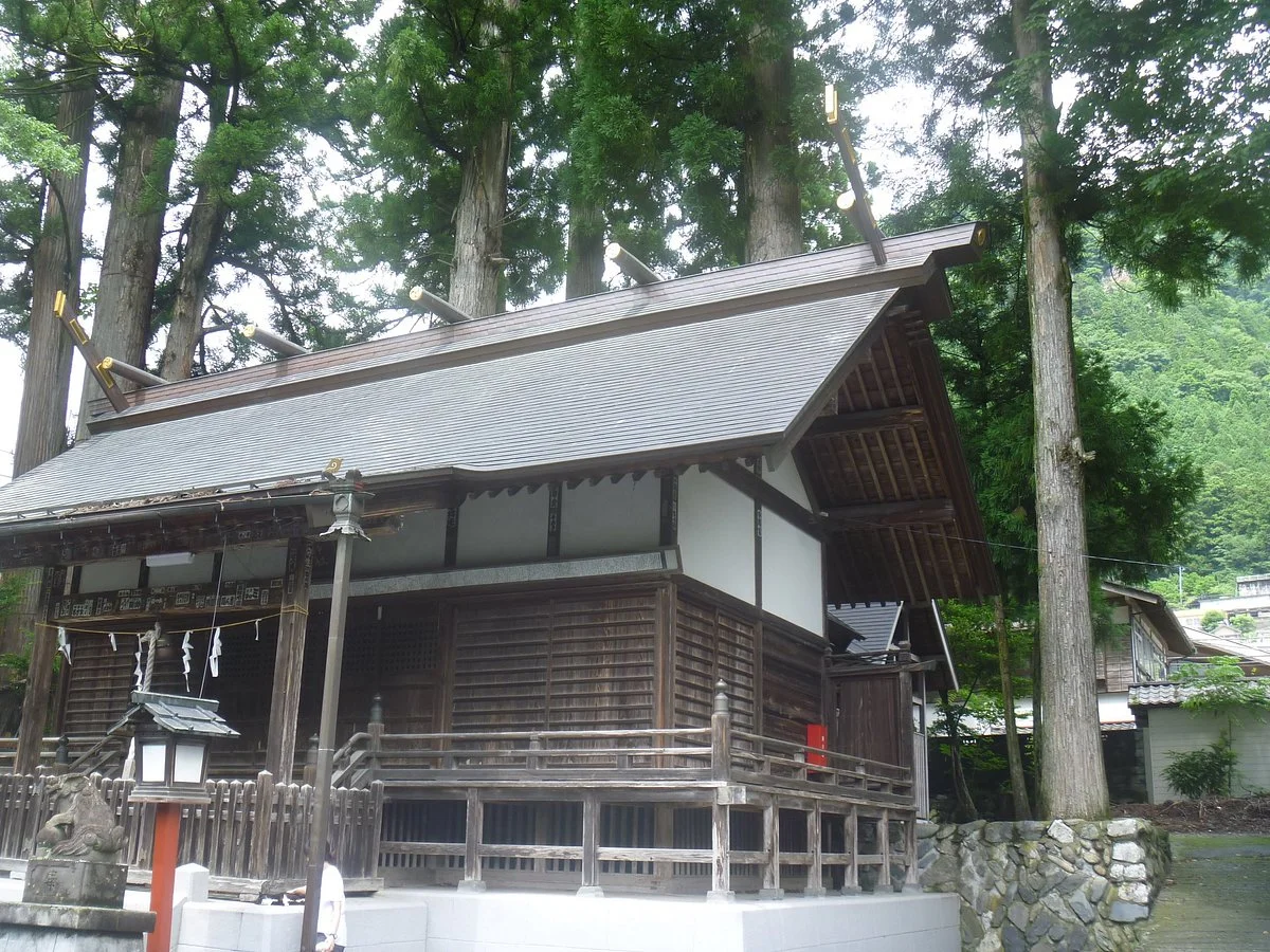 Okuhikawa Shrine