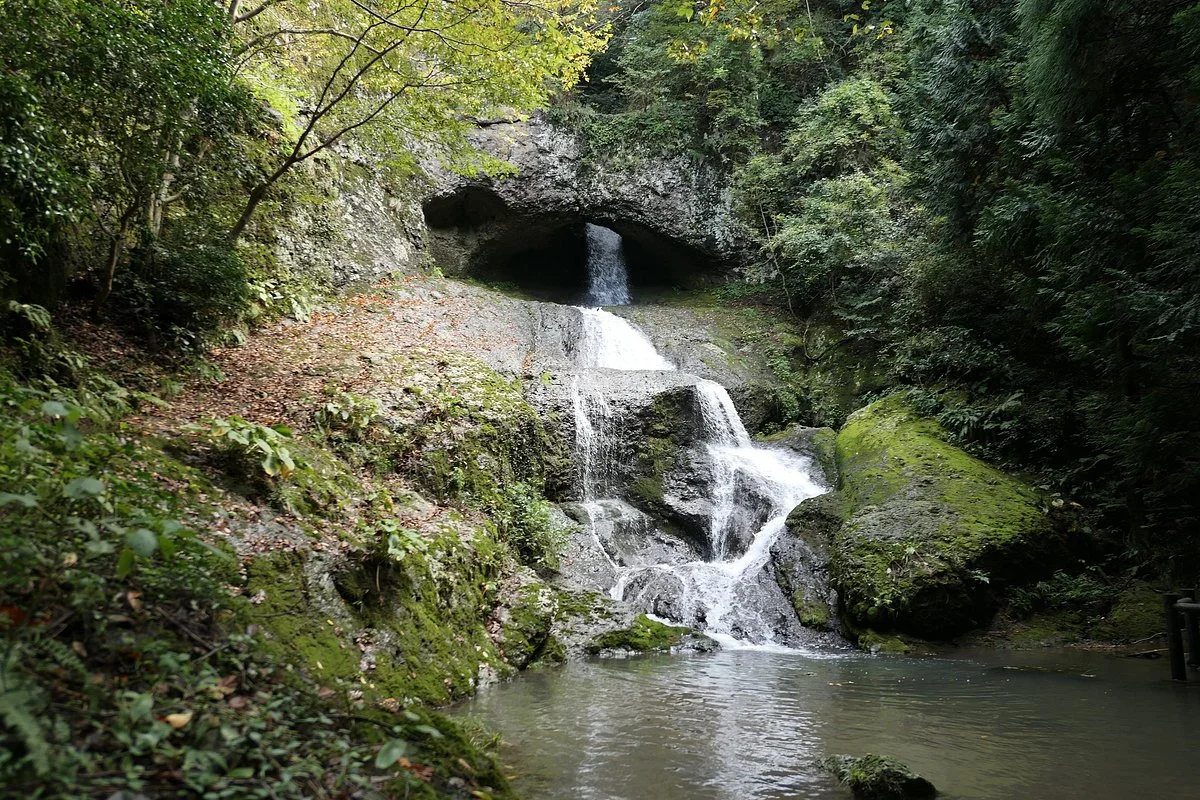 Okedaki Falls