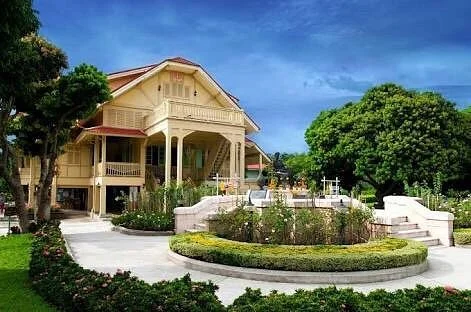 The Dara Pirom Palace