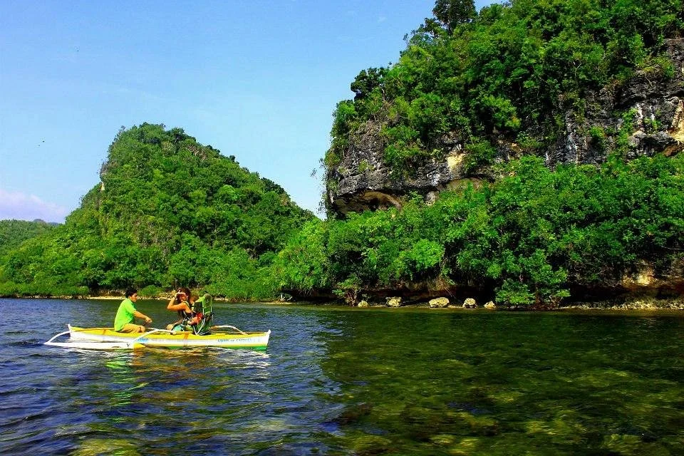 Lamanok Caves