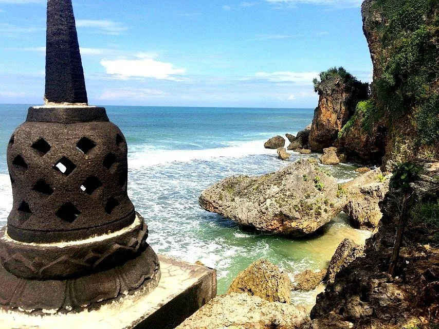 Pantai Ngobaran