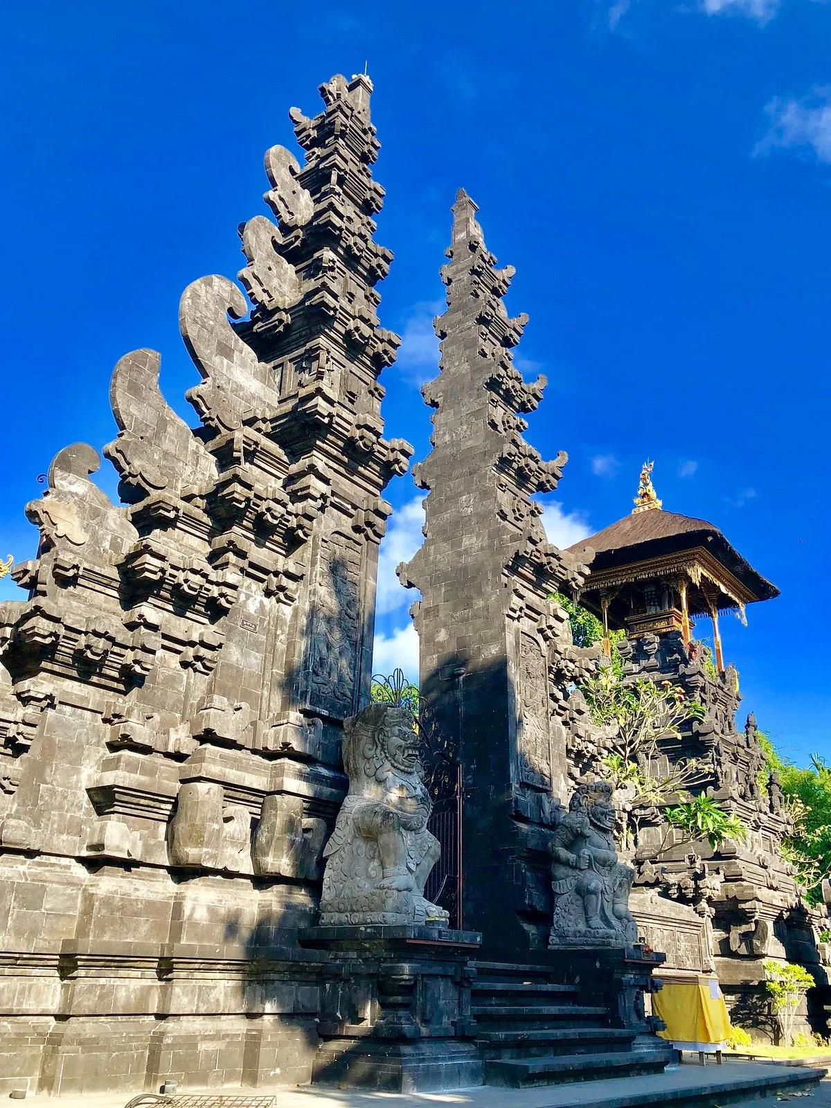 Dalem Kahyangan Temple