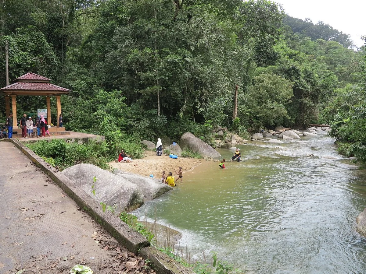 Burmese Pool