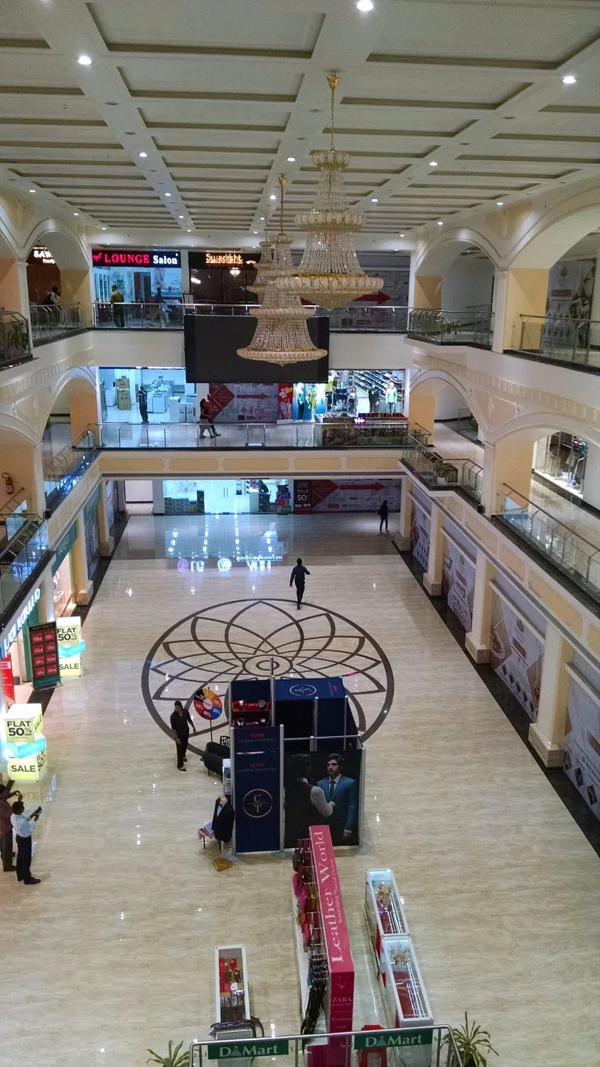 Royale Heritage Mall