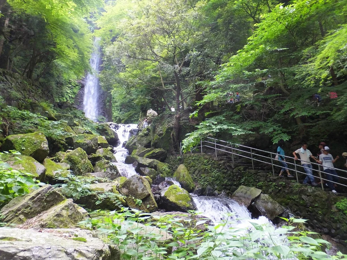Yoro no Taki Falls