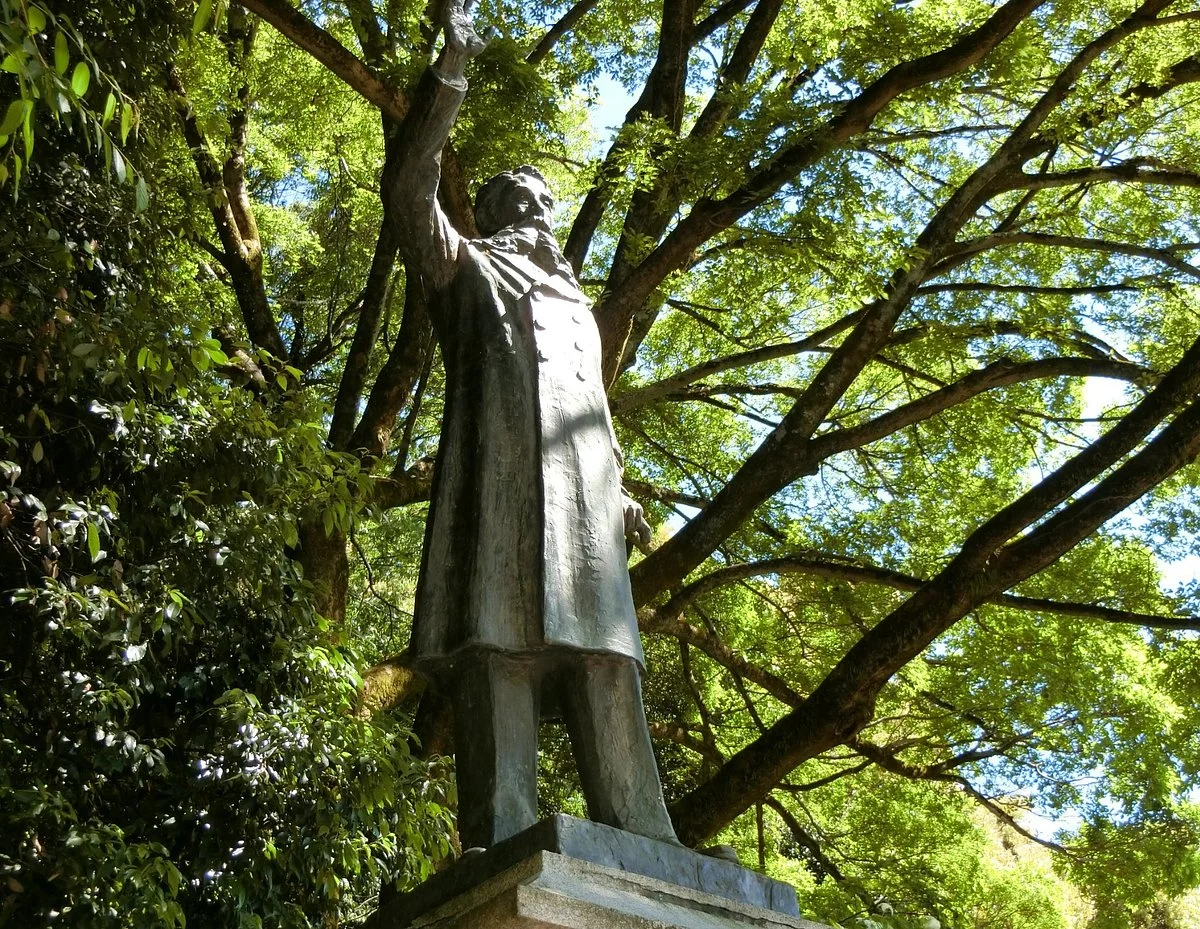 Itagaki Taisuke Sonan Monument
