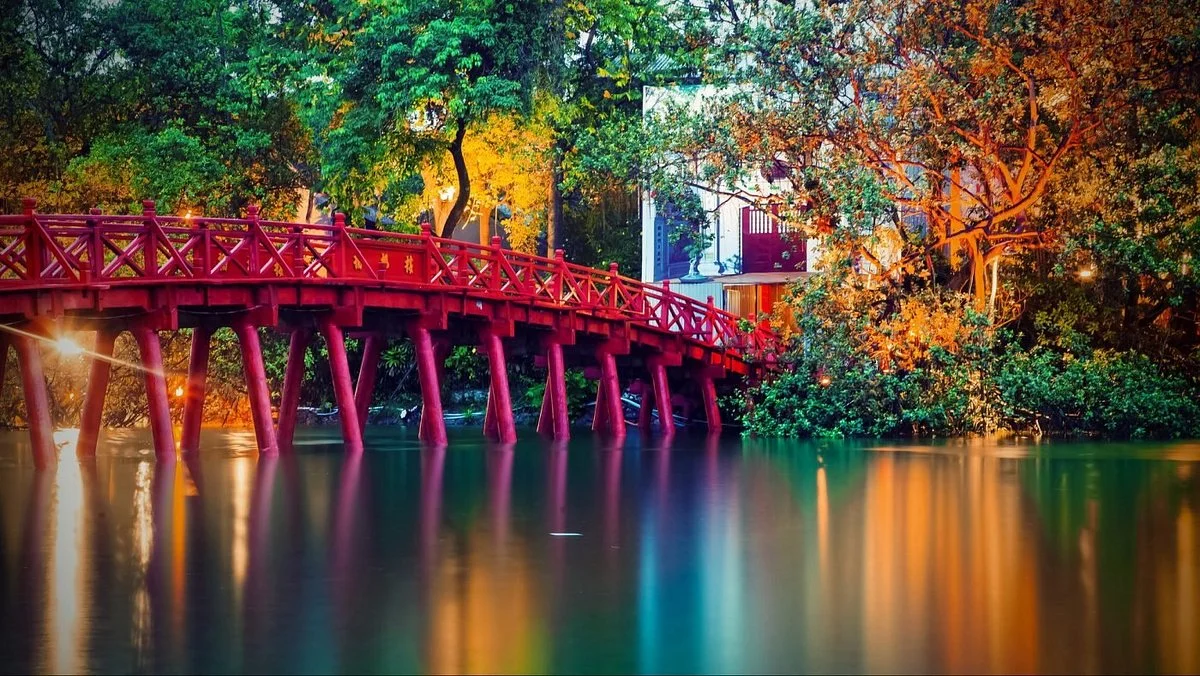 Ngoc Son Temple