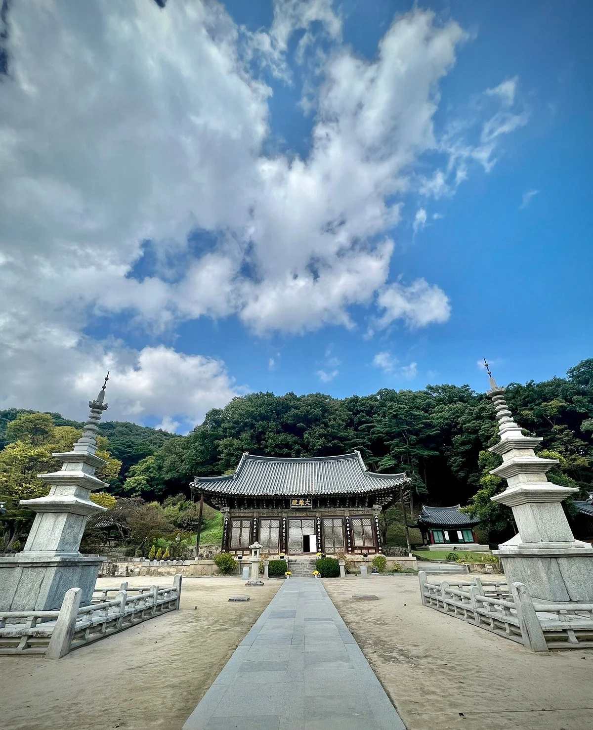 Jikjisa Temple
