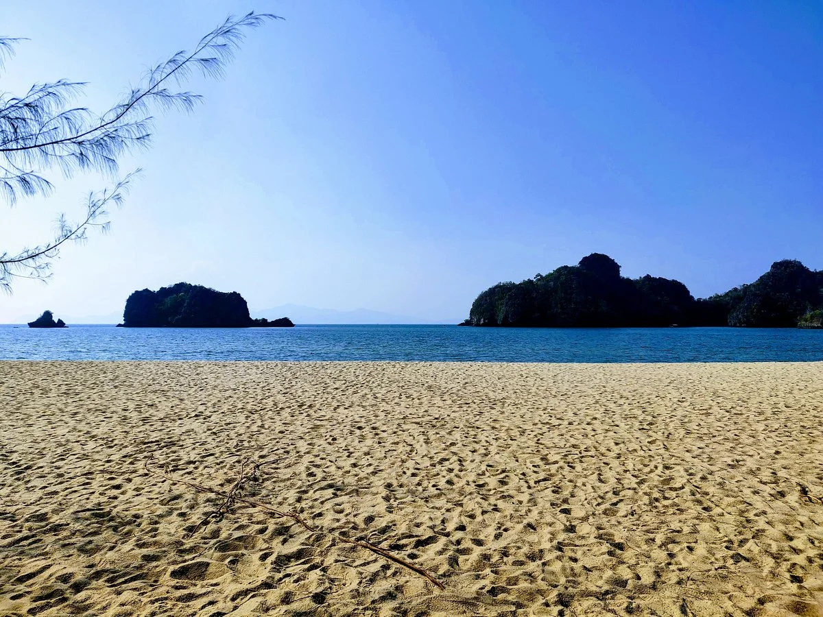 Tanjung Rhu Beach