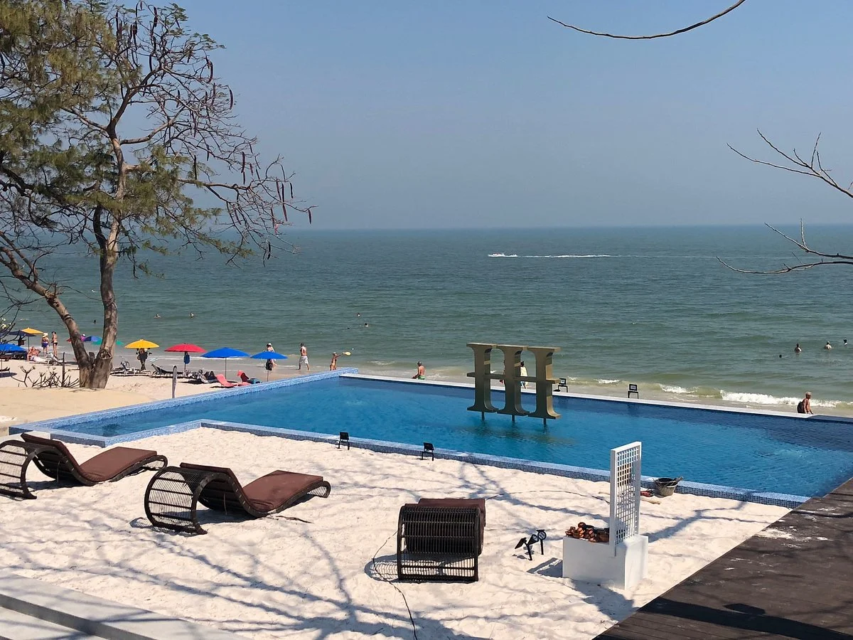 Le Colonial Beach Club