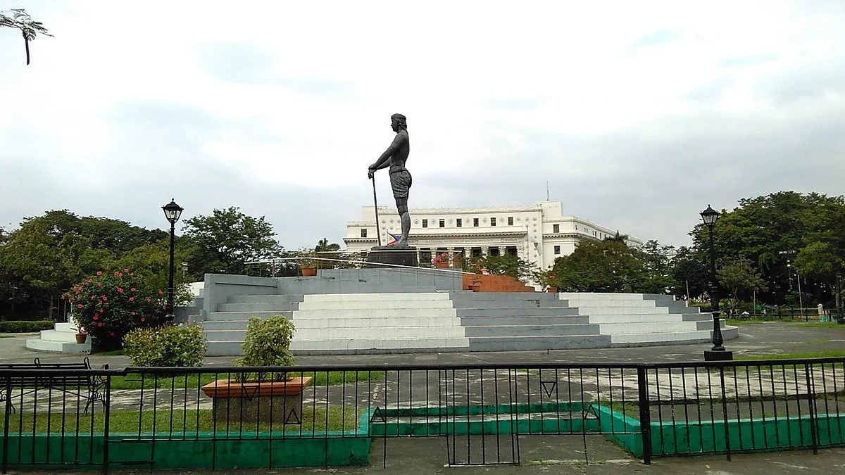 Statue of the Sentinel of Freedom