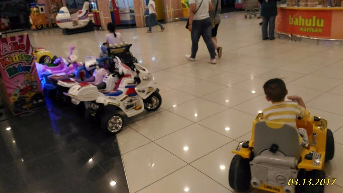 Tesco Extra Mutiara Rini