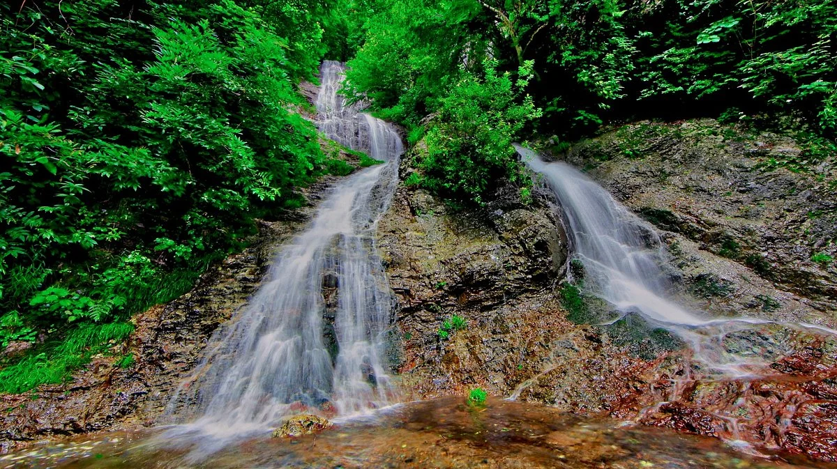 Karasawa Falls