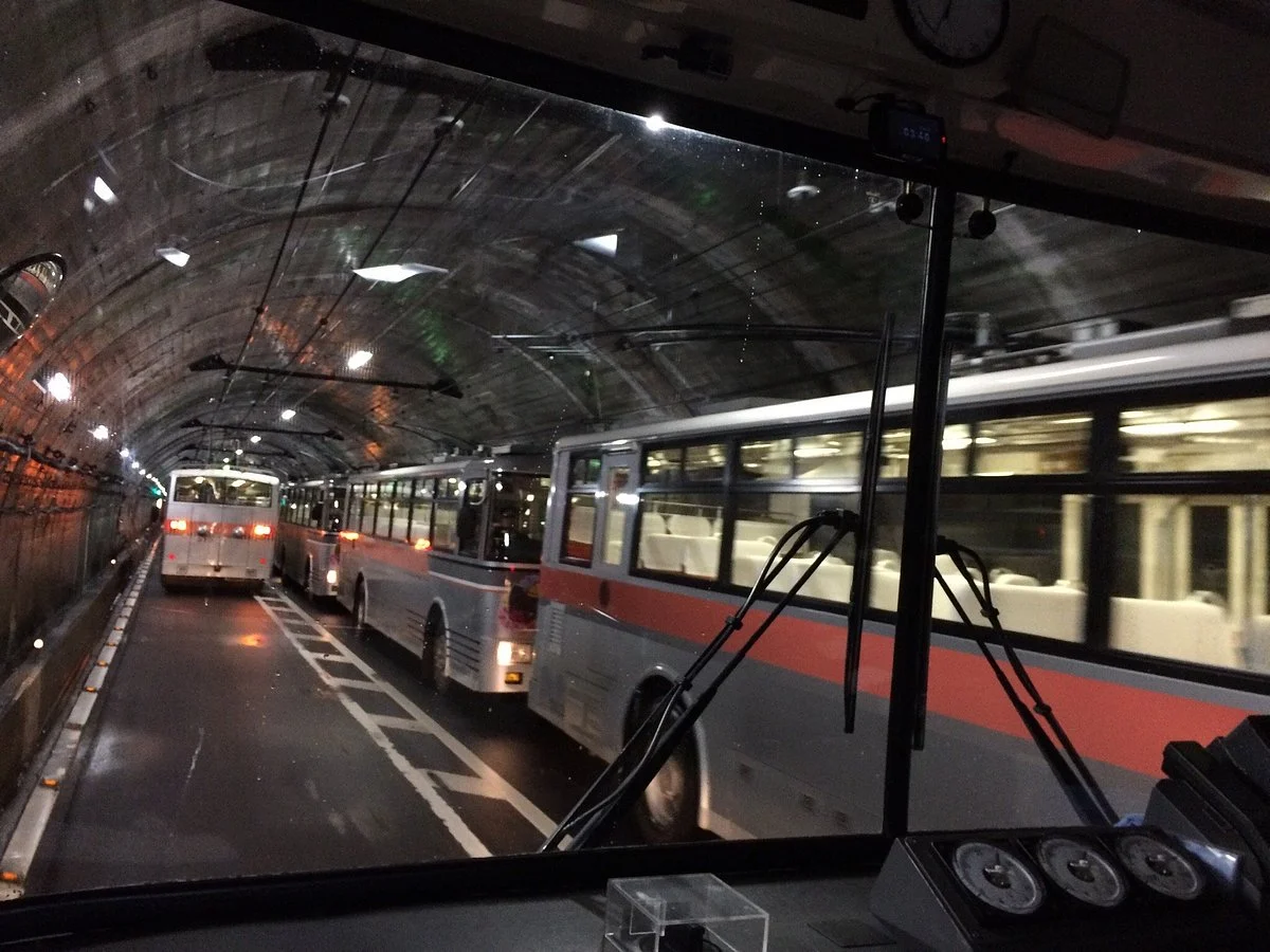 Kanden Tunnel Electric Bus