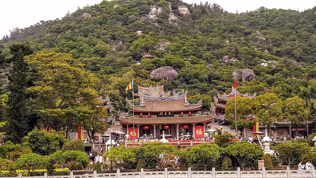 Xiamen Wulao Mountain