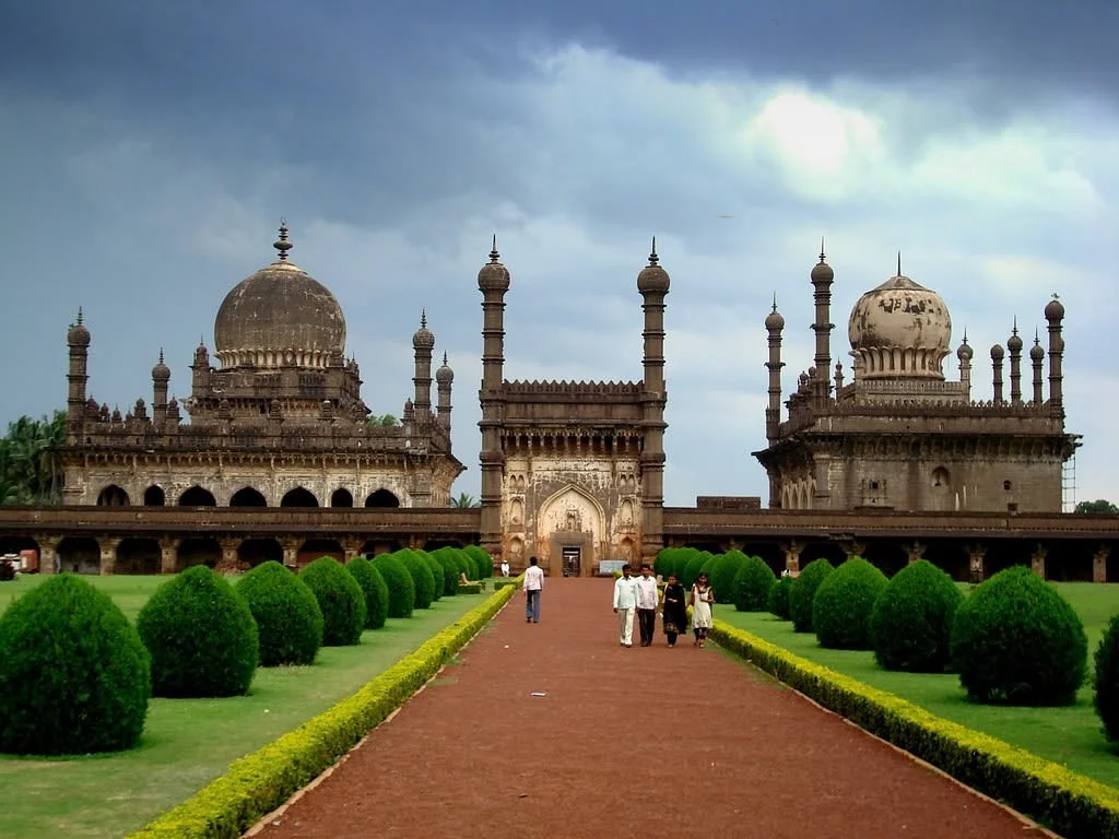 Ibrahim Rauza Tomb