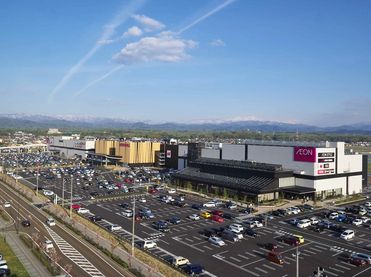AEON MALL Shinkomatsu