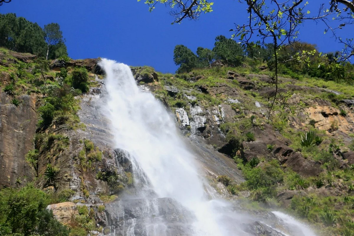 Bambarakanda Falls
