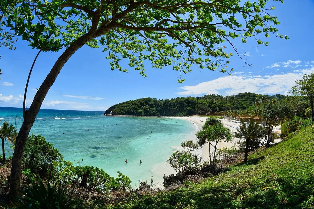 Lapuz-Lapuz Beach