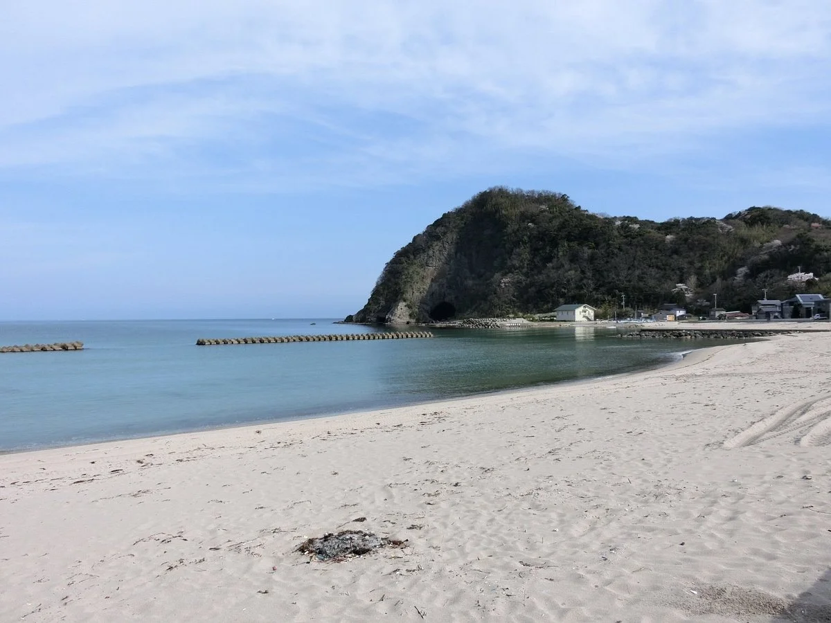 Kirihama Beach