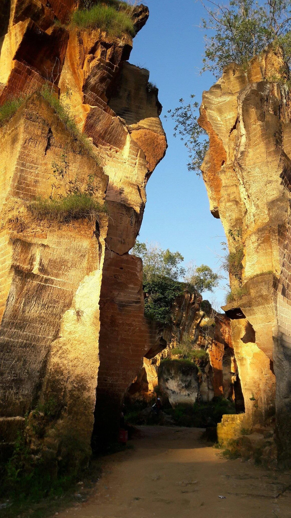 Bukit Kapur Aermata Bangkalan