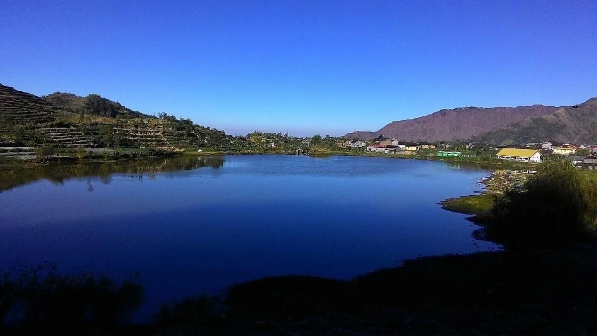 Cebong Lake