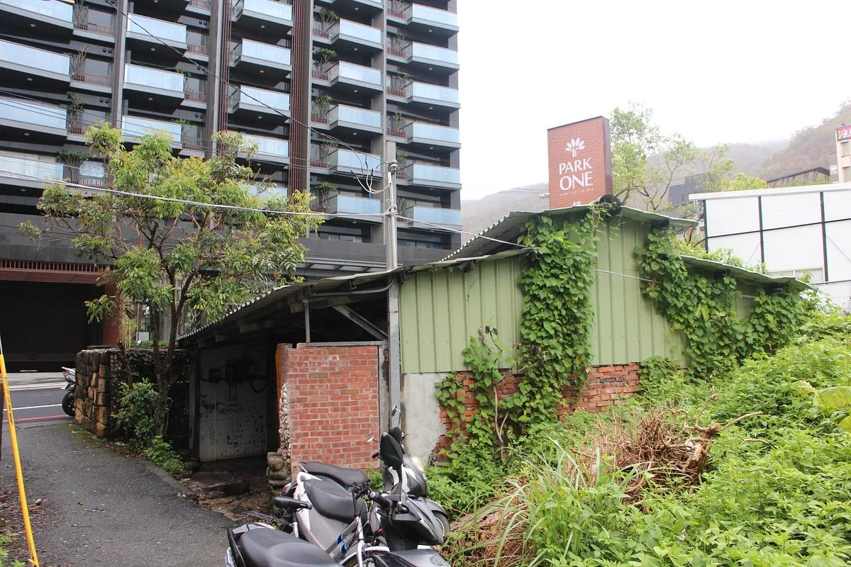 Jade Bathing House