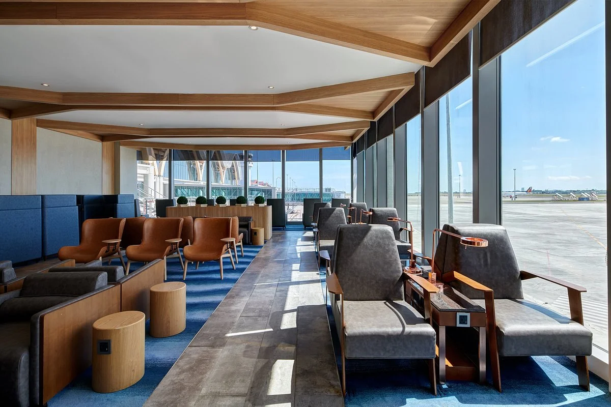 Plaza Premium Lounge (Departures, Terminal 2)