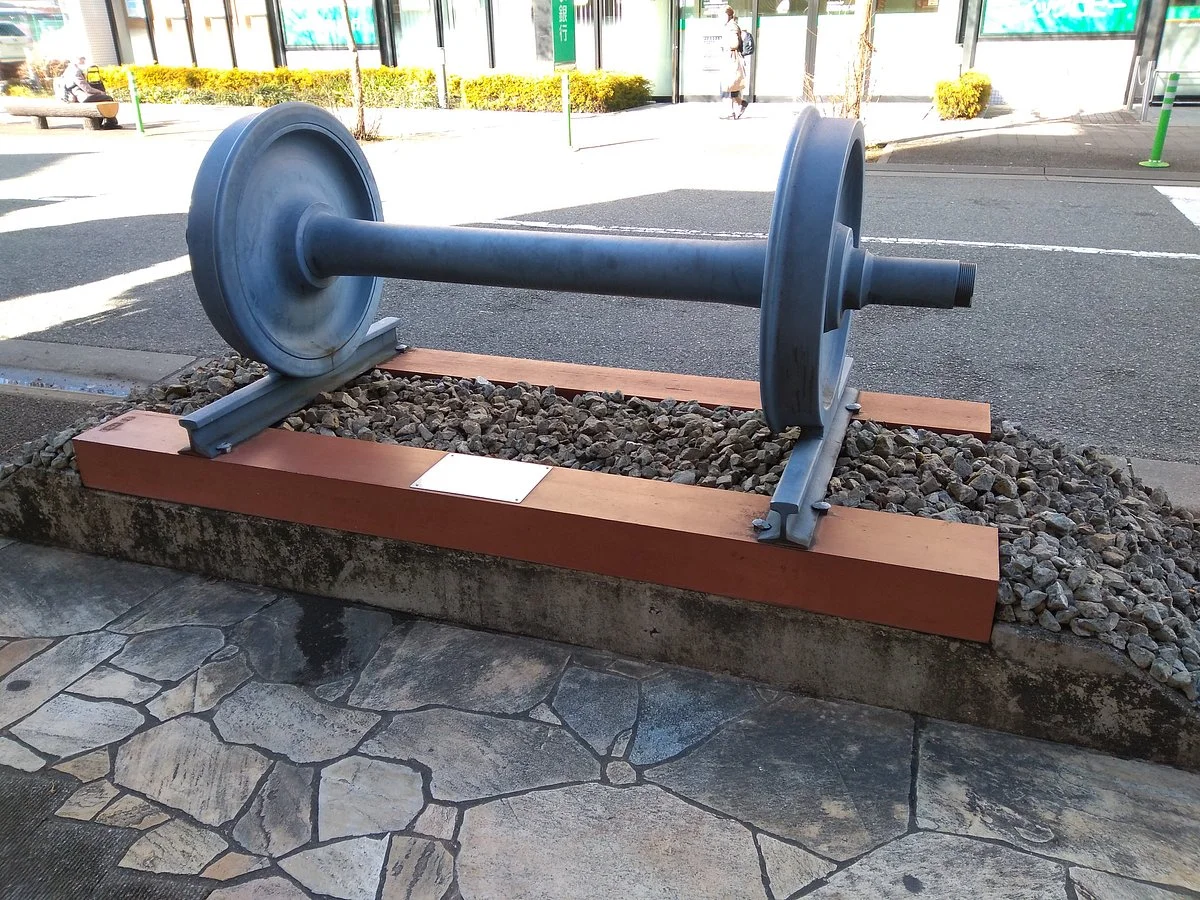 Kokutetsu Zensen Wheel Monument