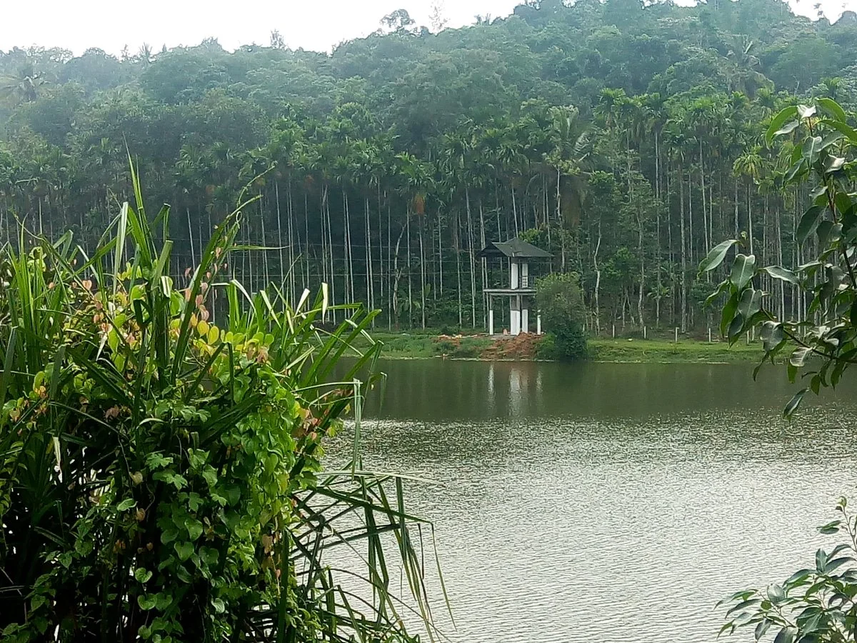 Karlad Lake