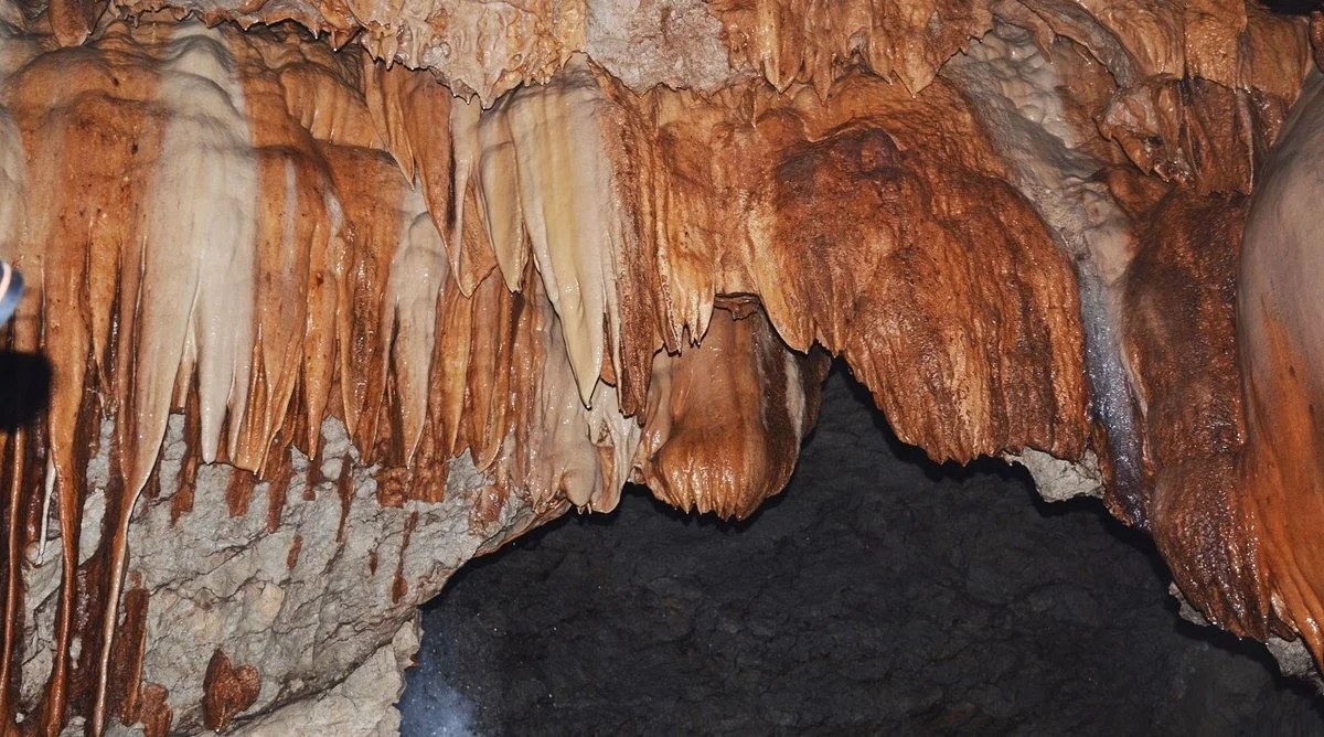 Aran Cave
