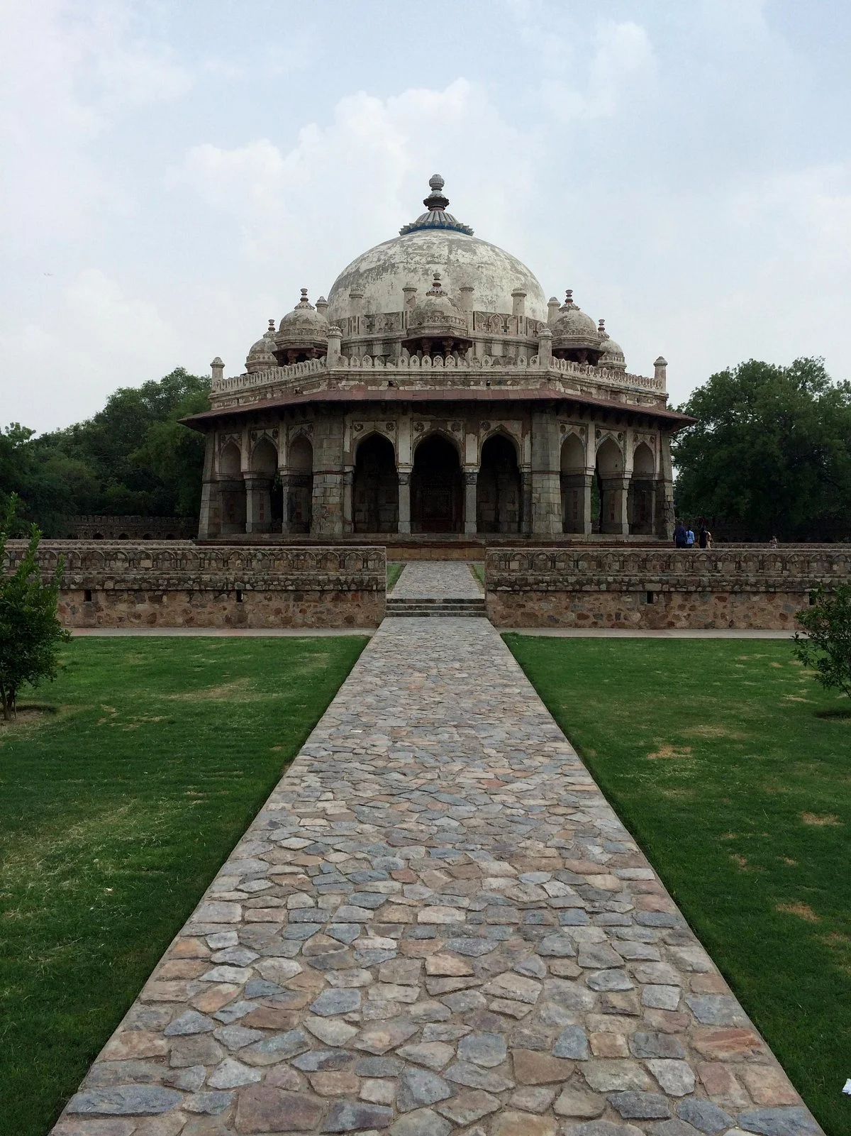 Qutub Khan's Tomb