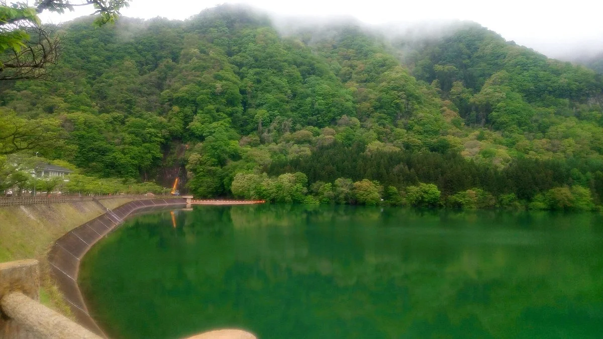 Aimata Dam