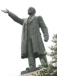 Lenin Statue